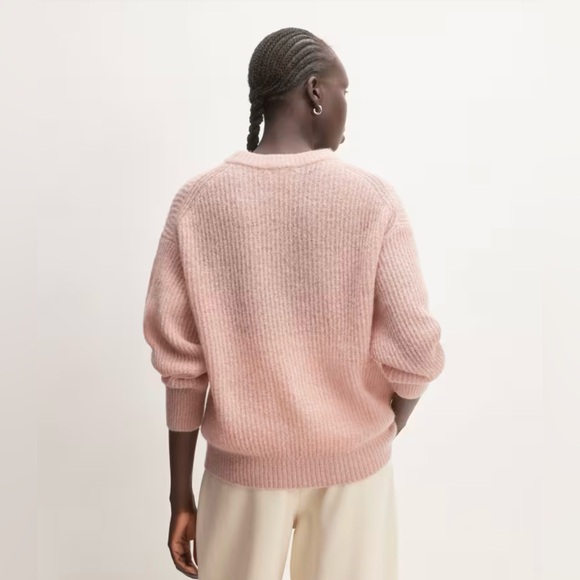 Everlane Oversized Alpaca Crewneck - Picture 5 of 13